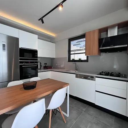 וילה Merkezde Ultra Luks 2 *
